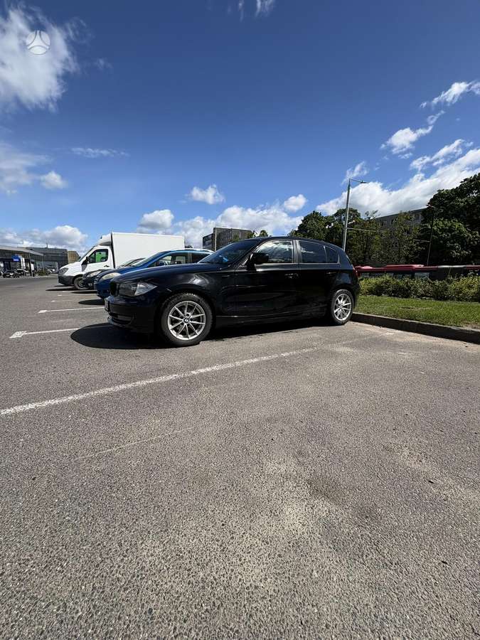 BMW 116, 2.0 l., hatchback