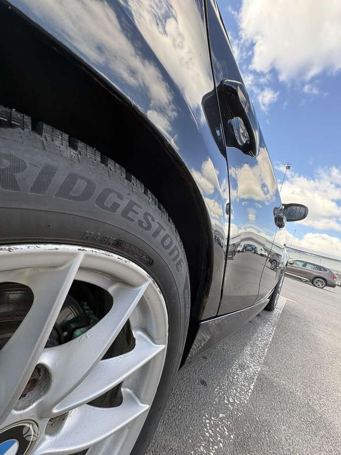 BMW 116, 2.0 l., hatchback
