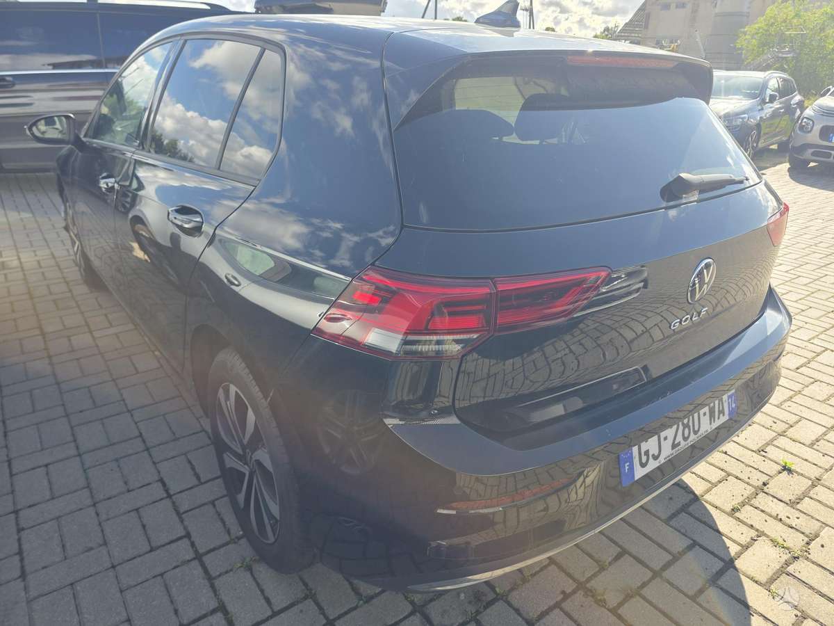 Volkswagen Golf - 4