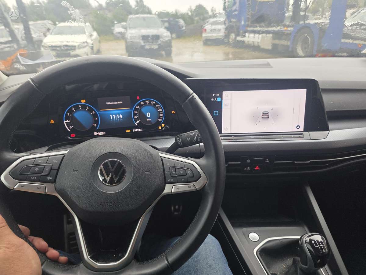 Volkswagen Golf - 12