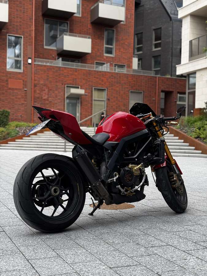 Suzuki SV 650cc, street / classic