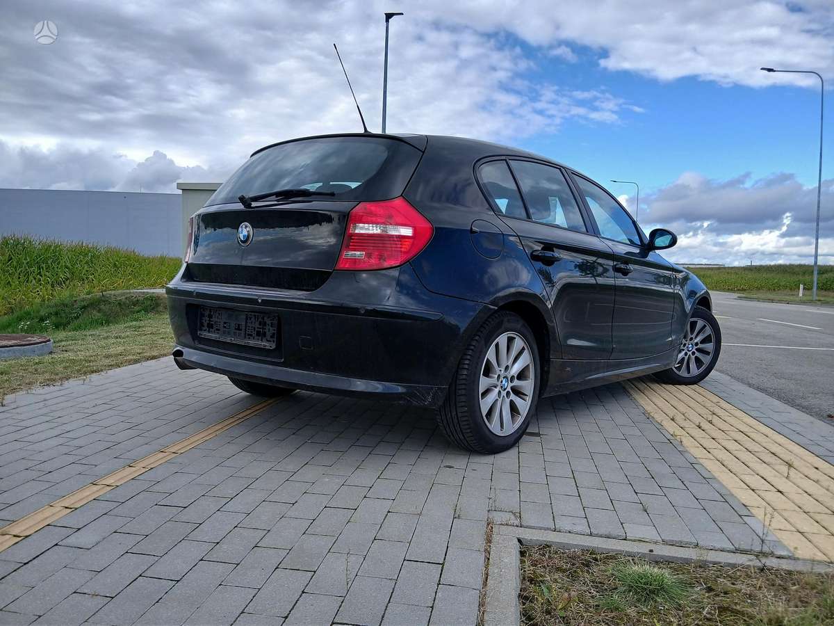 BMW 118, 2.0 l., Хэтчбек