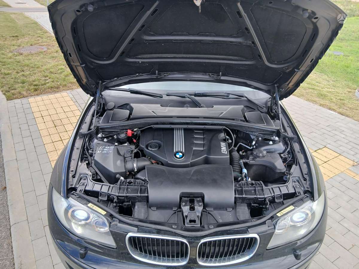 BMW 118, 2.0 l., Хэтчбек