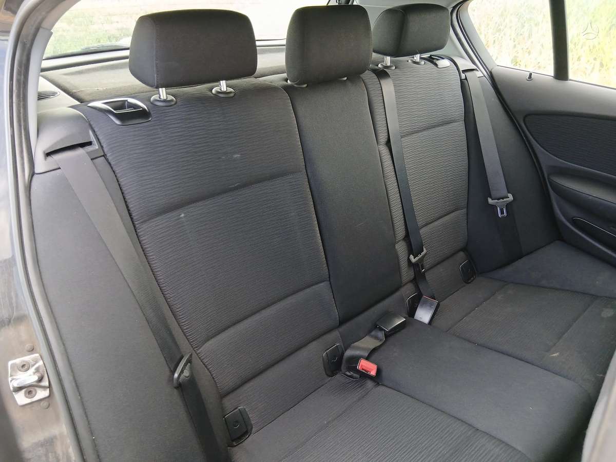 BMW 118, 2.0 l., hatchback