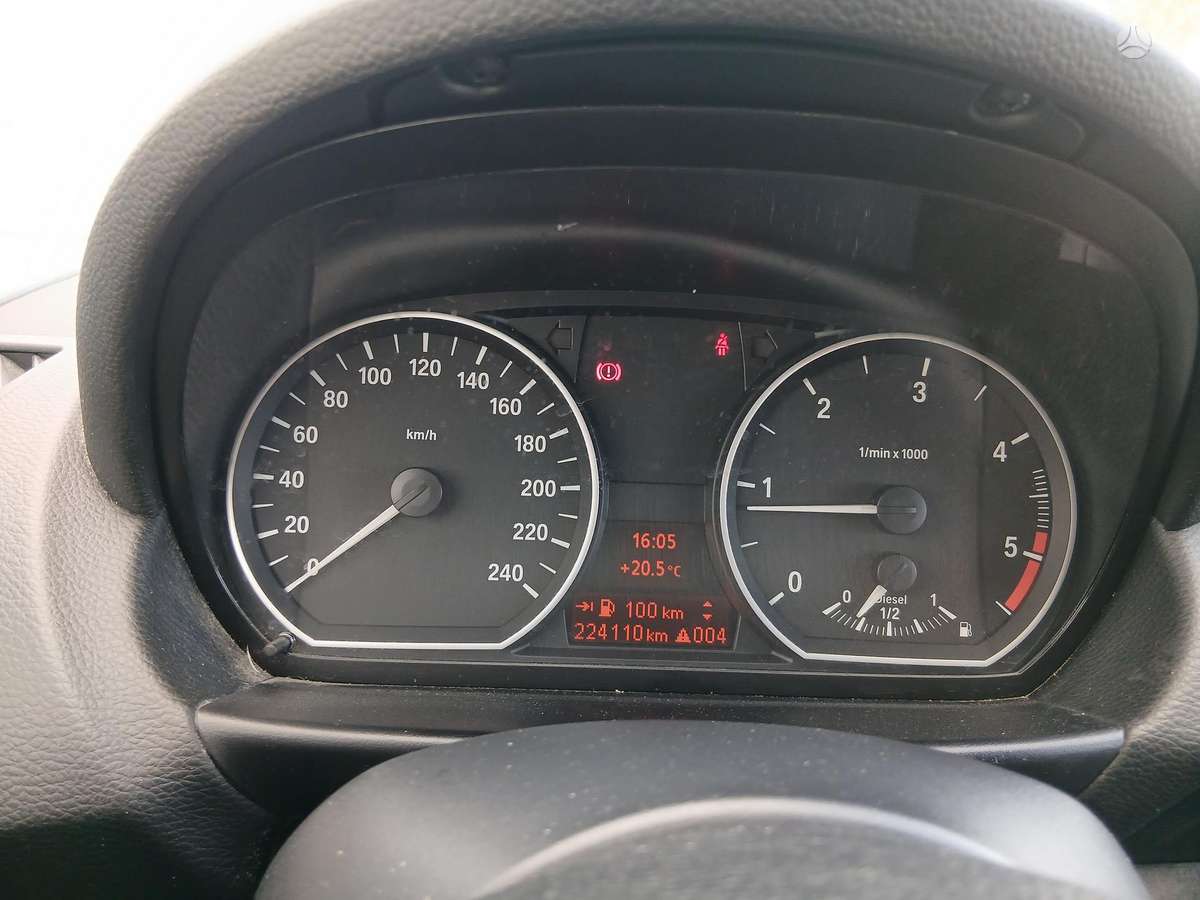 BMW 118, 2.0 l., hatchback