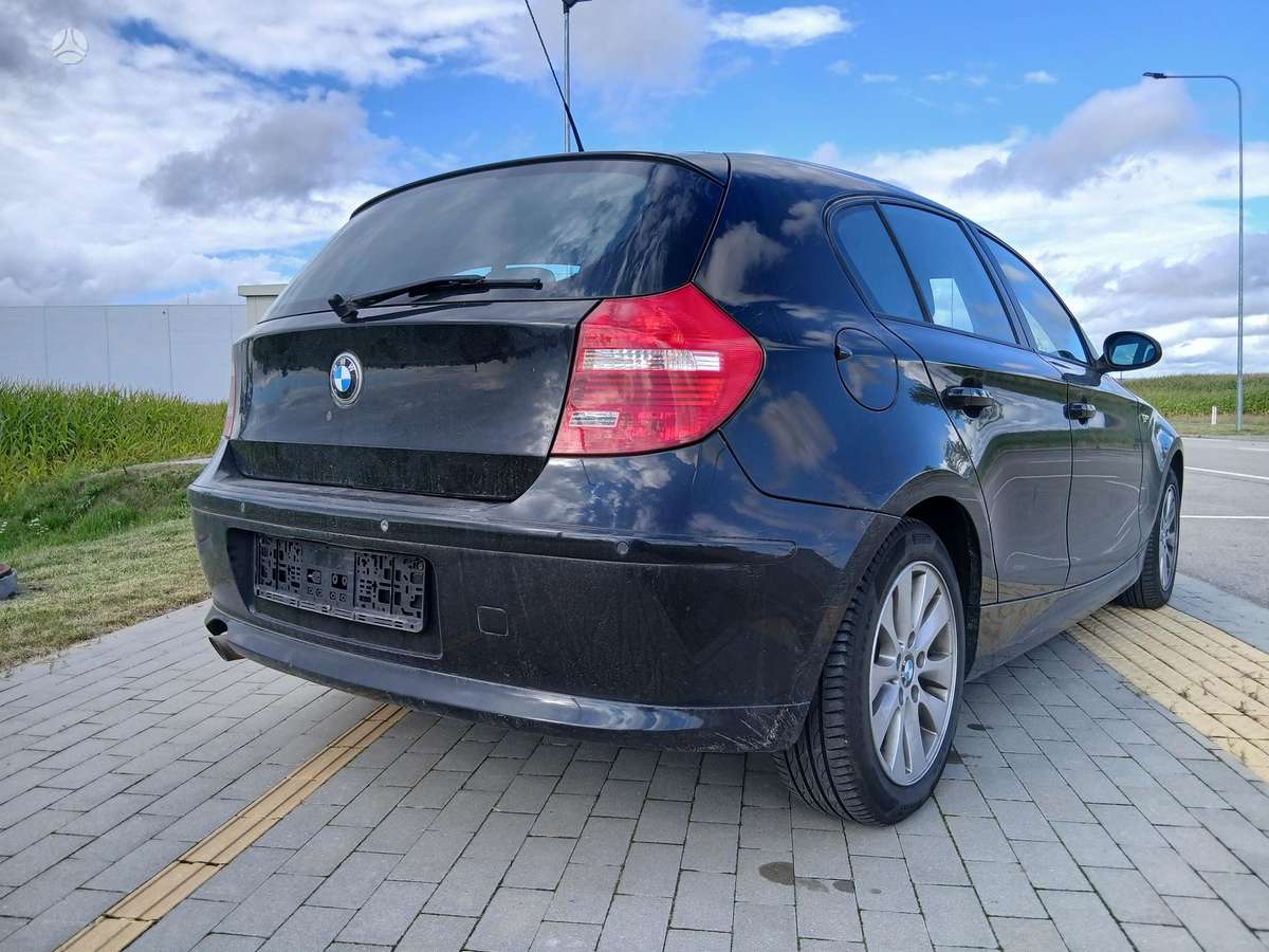 BMW 118, 2.0 l., Хэтчбек