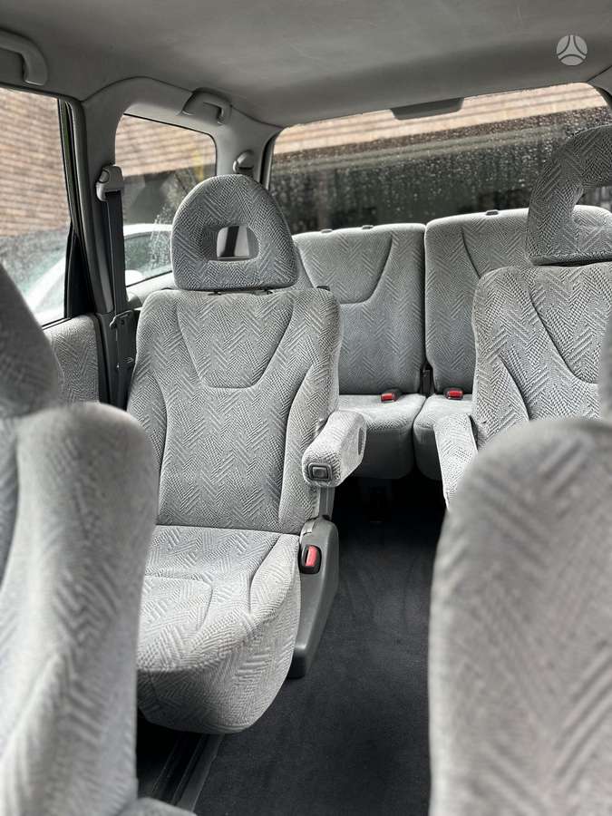 Mitsubishi Space Wagon, 2.4 l., Универсал