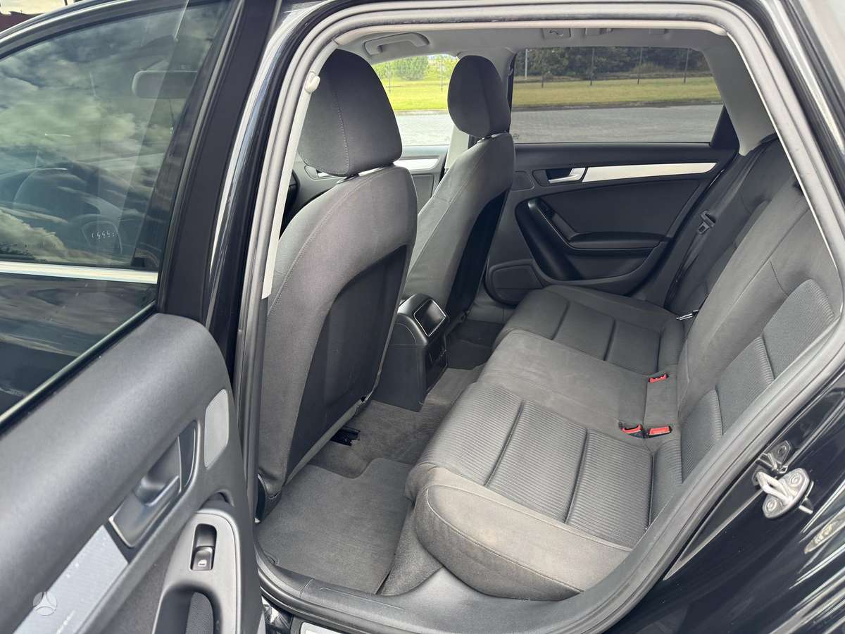 Audi A4, 2.0 l., Универсал