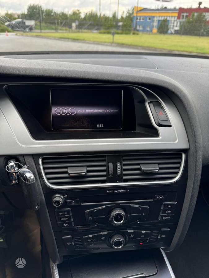 Audi A4, 2.0 l., universalas