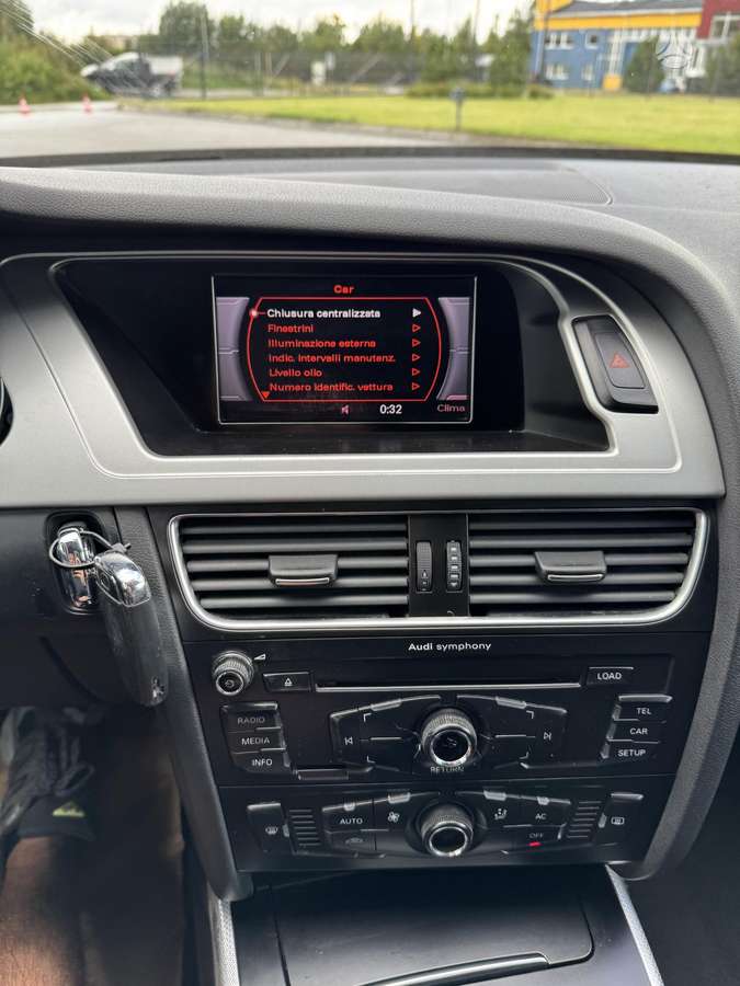 Audi A4, 2.0 l., universalas