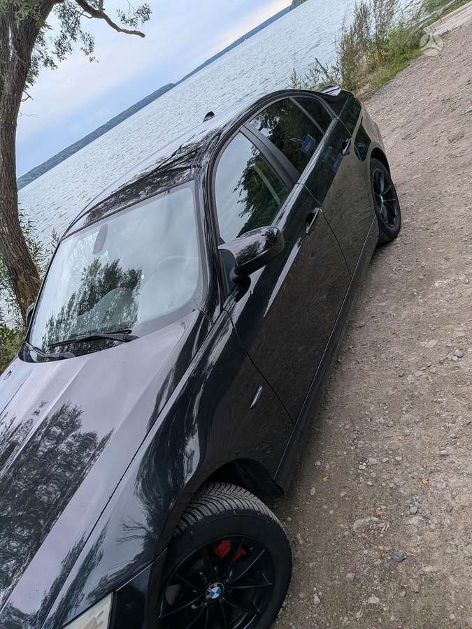 BMW 318, 2.0 l., Седан