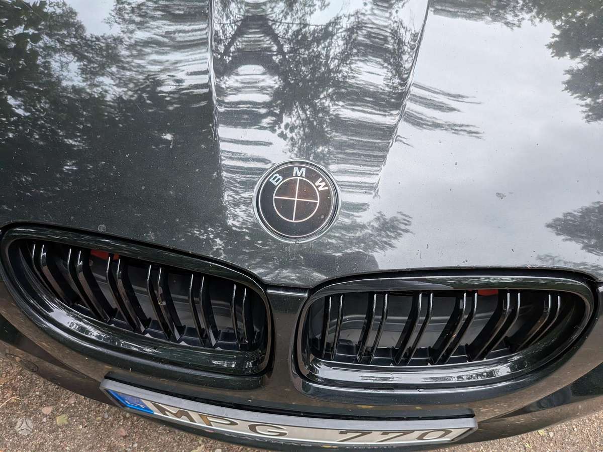BMW 318, 2.0 l., Седан