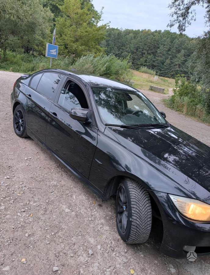 BMW 318, 2.0 l., Седан