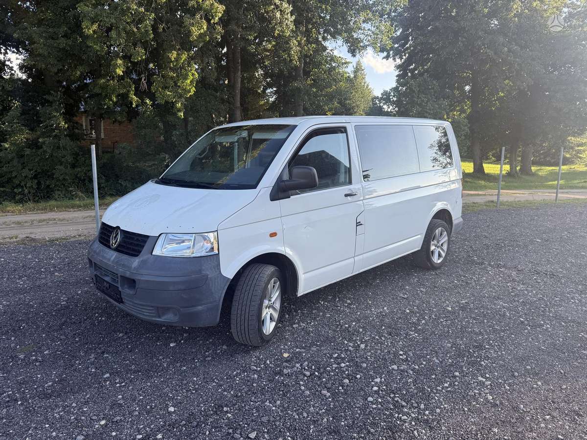 Volkswagen Transporter - 1