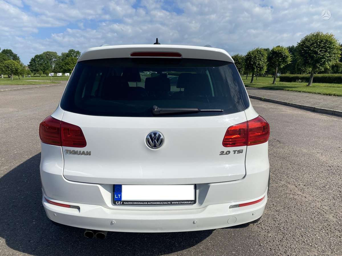 Volkswagen Tiguan - 4