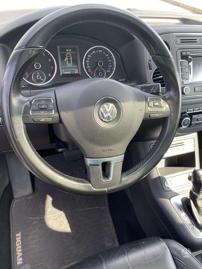Volkswagen Tiguan - 6