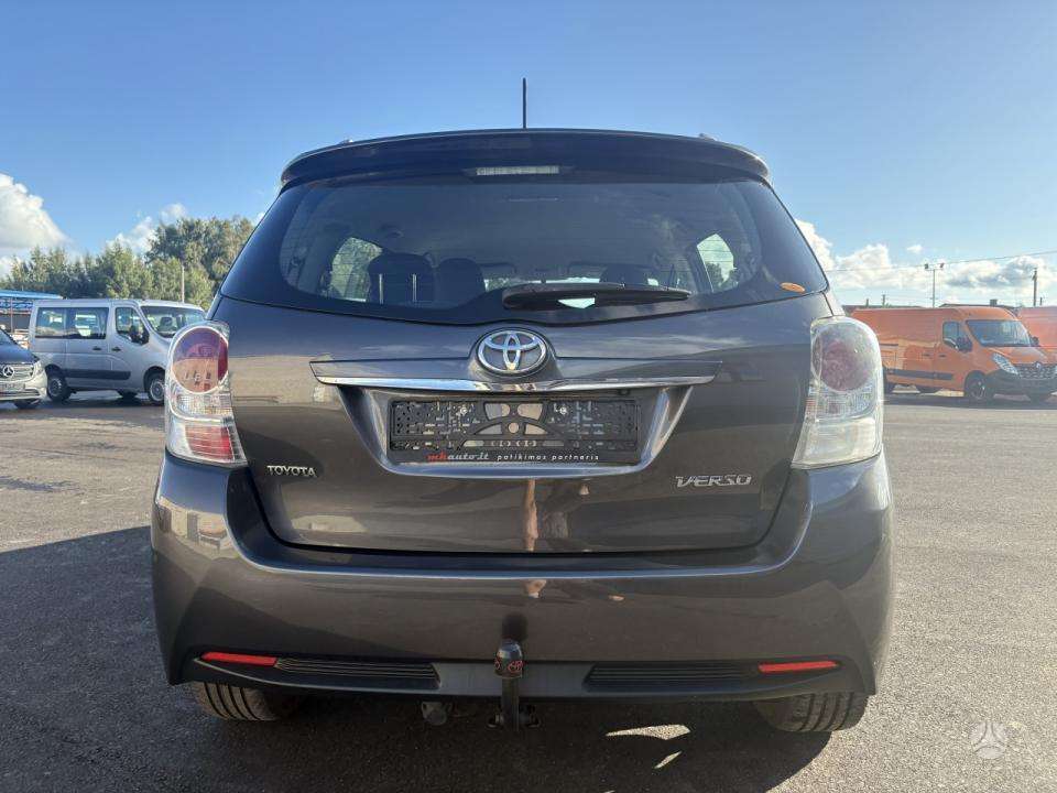 Toyota Verso - 6
