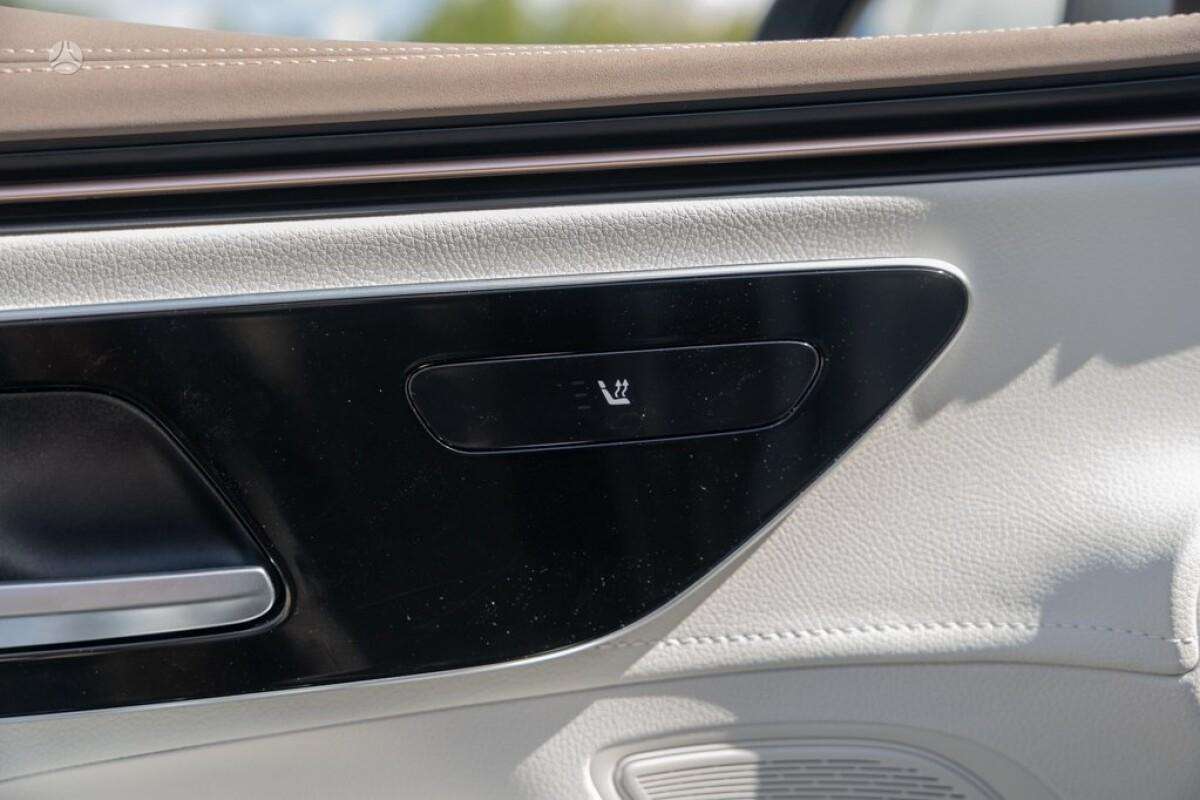 Mercedes-Benz EQE, Универсал