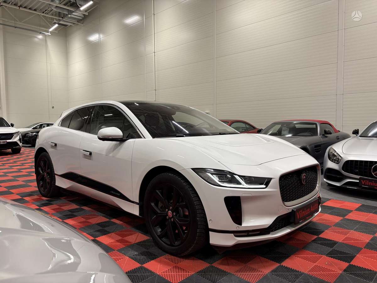 Jaguar I-Pace, off-road / crossover