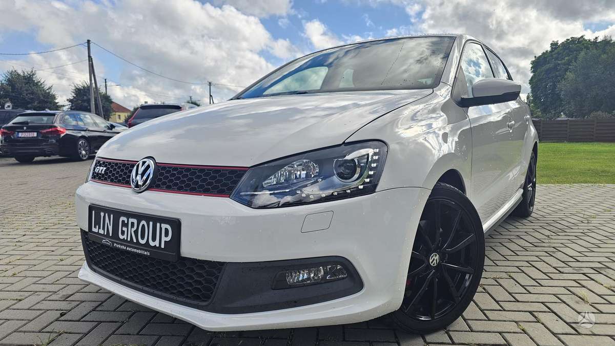 Volkswagen Polo - 2