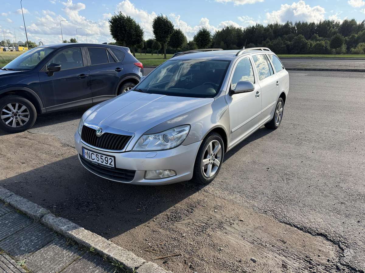 Škoda Octavia - 2