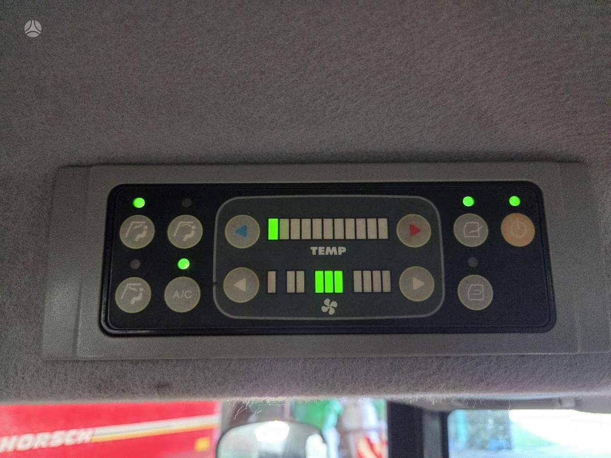 Kioti DX9010, traktoriai