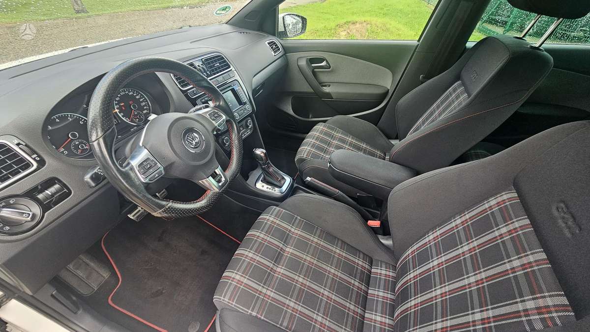 Volkswagen Polo - 9