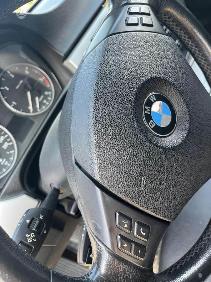 BMW 318, 2.0 l., Седан