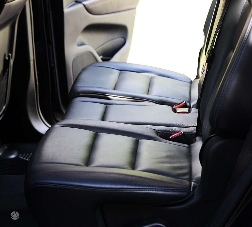 Dodge Durango, 3.6 l., off-road / crossover