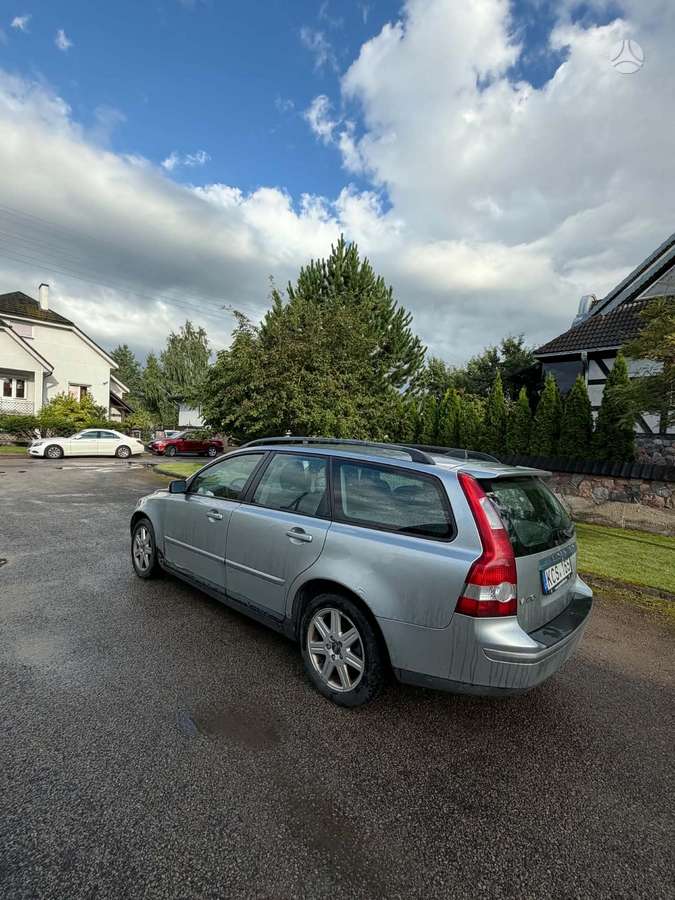 Volvo V50, 2.4 l., wagon