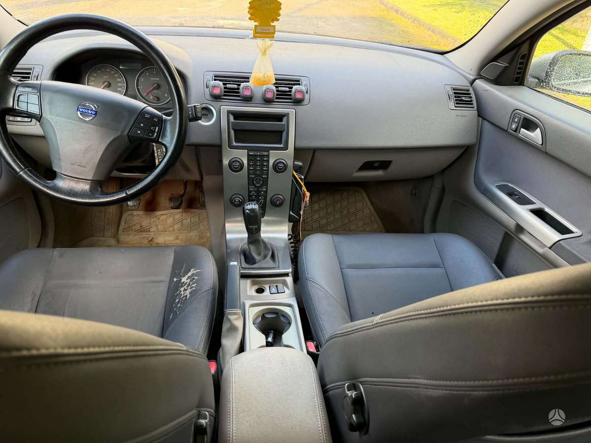 Volvo V50, 2.4 l., Универсал
