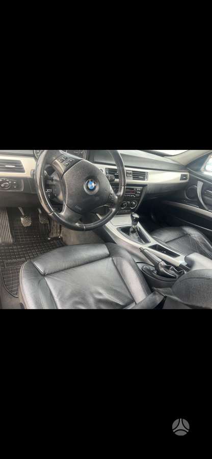 BMW 318, 2.0 l., Седан