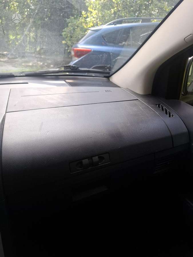 Dodge Caliber, 2.0 l., hatchback