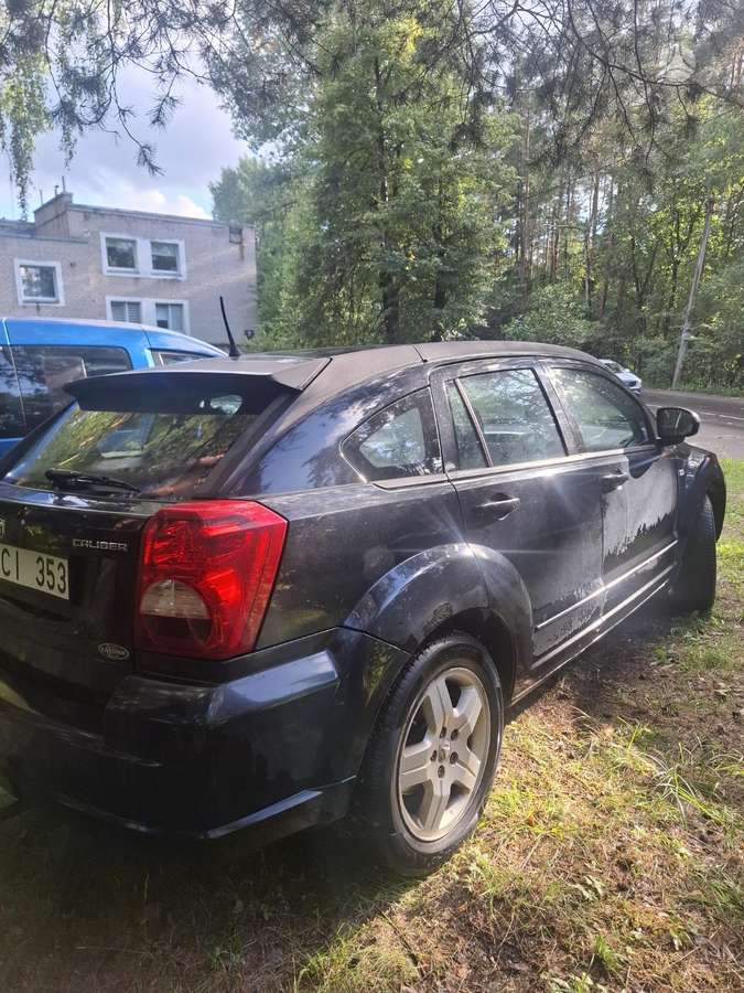 Dodge Caliber, 2.0 l., hatchback