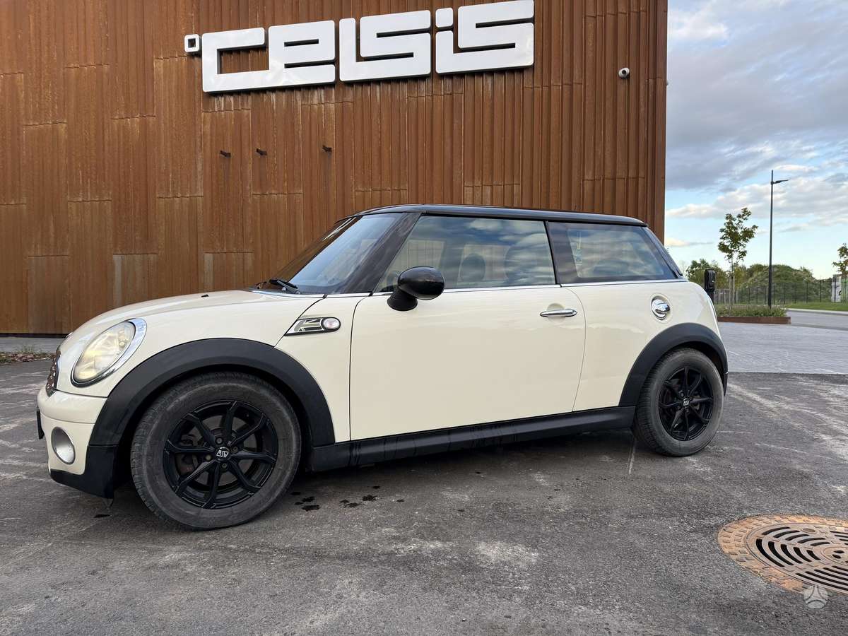 Mini Cooper, 1.6 l., Хэтчбек