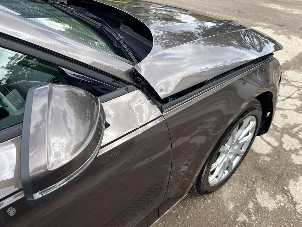 Audi A4, 2.0 l., Седан