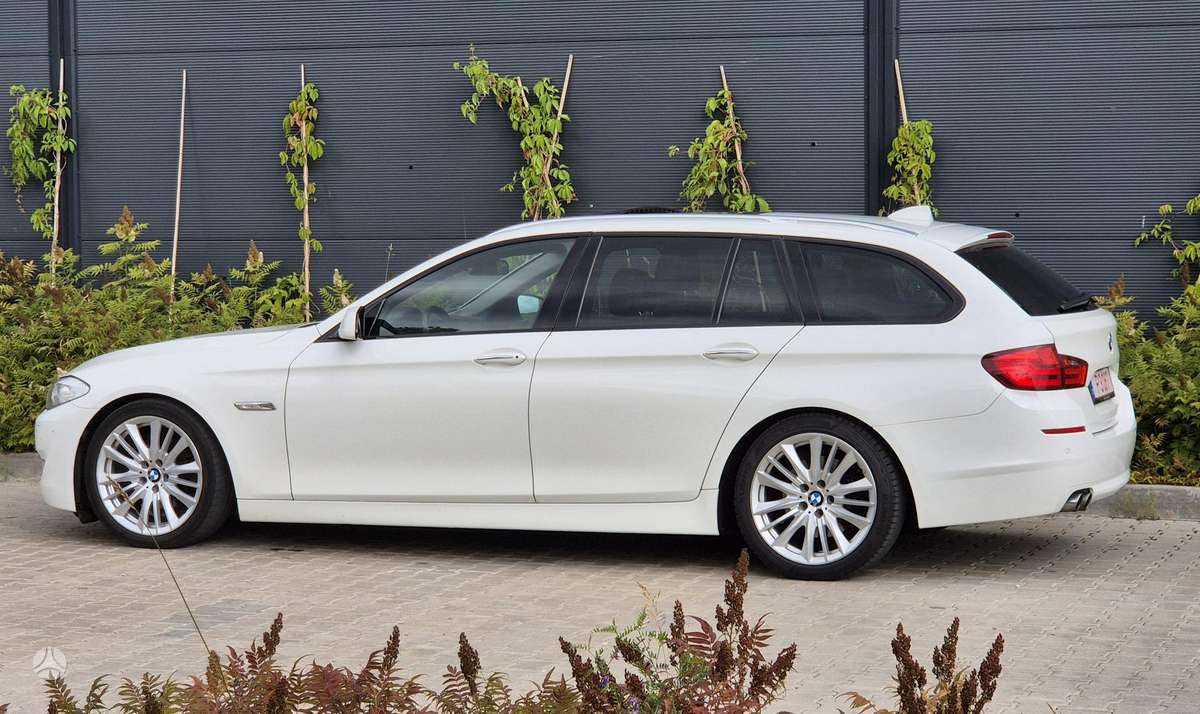 BMW 520, 2.0 l., Универсал