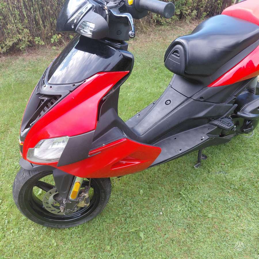 Aprilia SR 50cc, scooters / mopeds