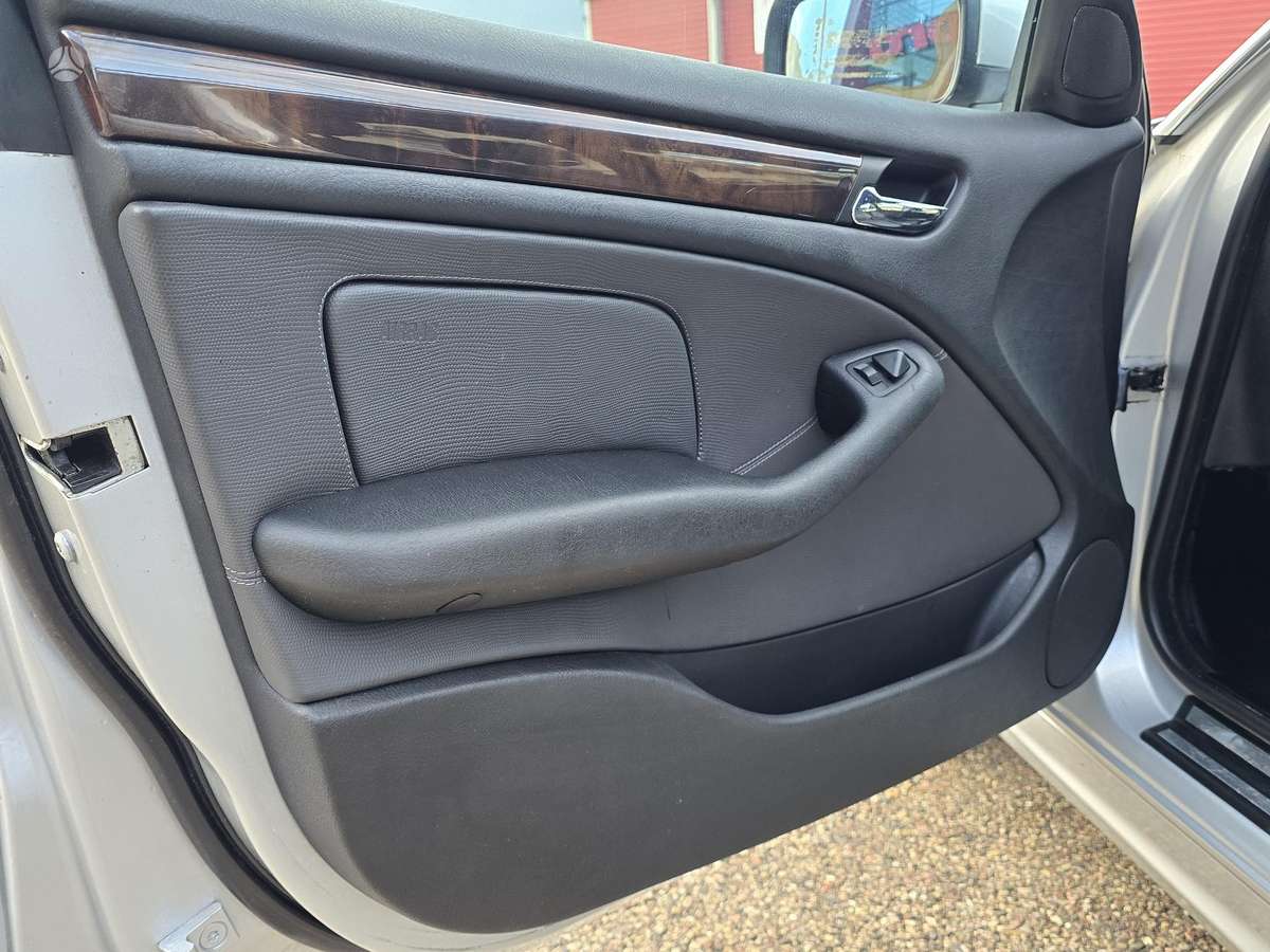 BMW 320, 2.0 l., universalas