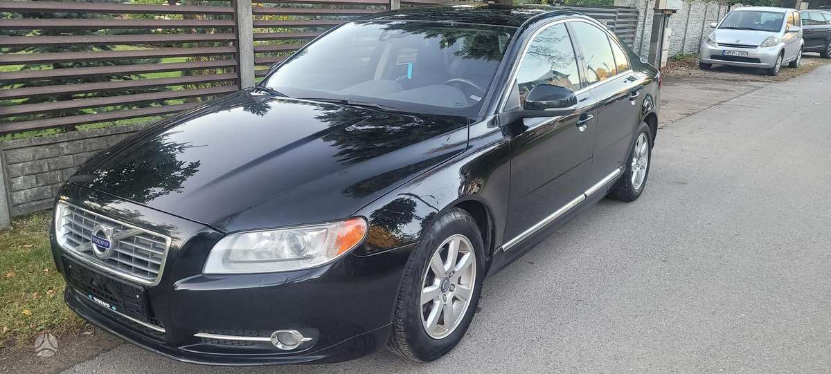 Volvo S80, 1.6 l., Седан