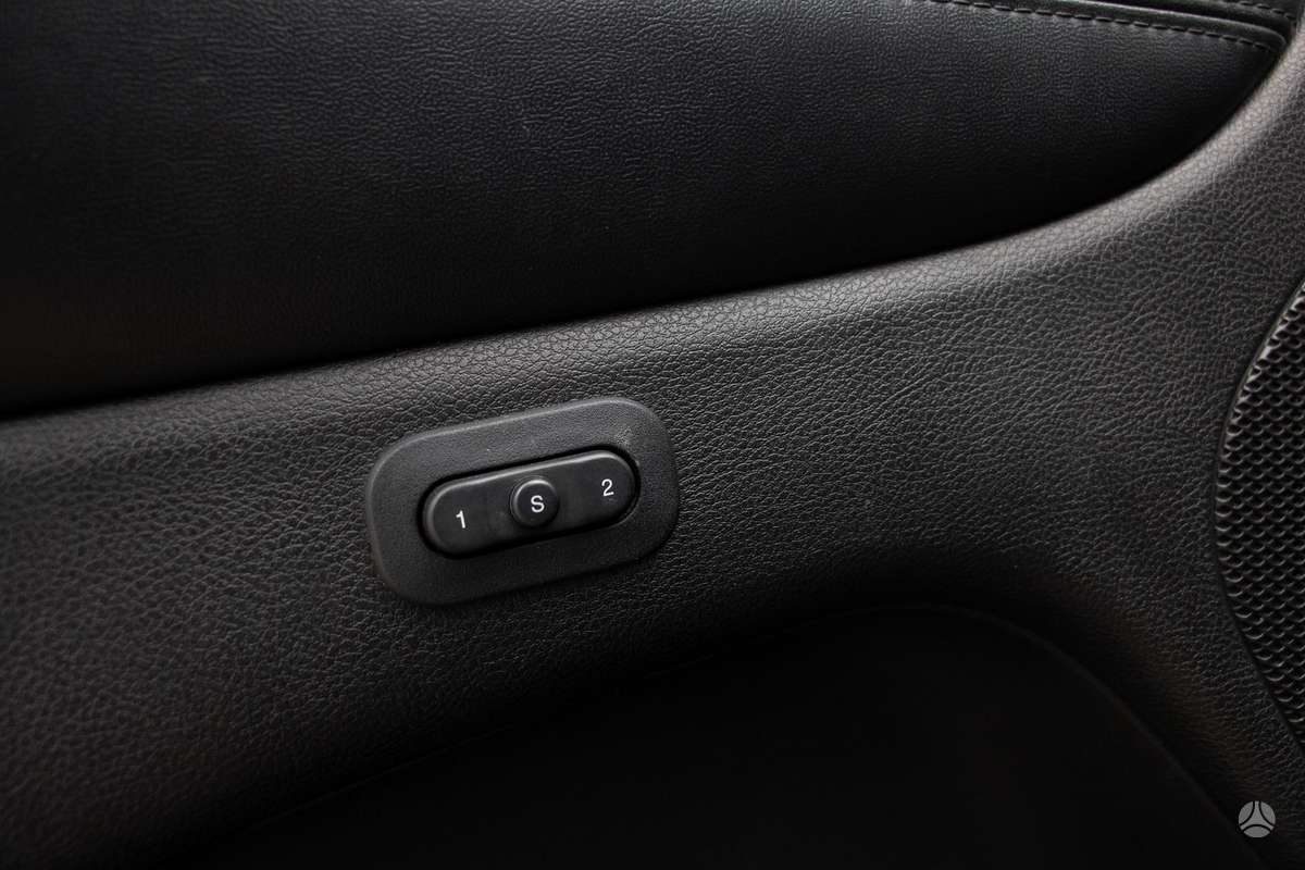 Dodge Durango, 3.6 l., off-road / crossover