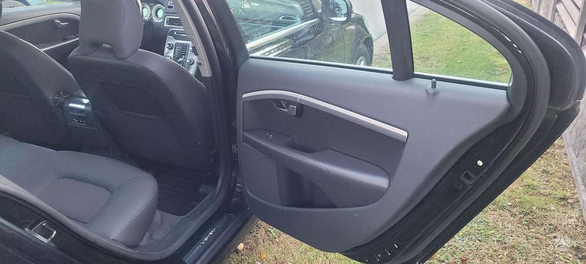 Volvo S80, 1.6 l., Седан