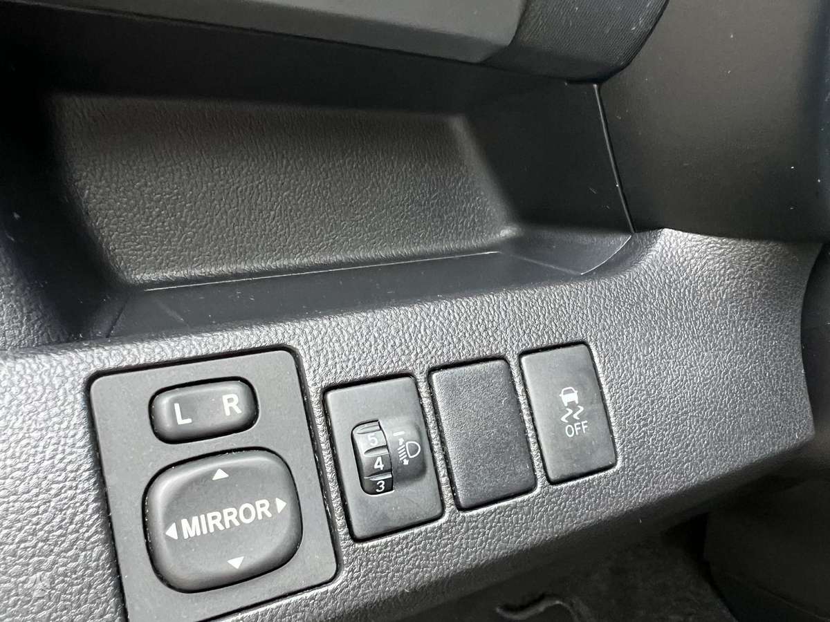 Subaru Trezia, 1.4 l., hatchback