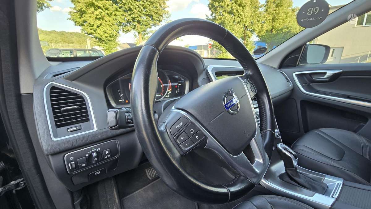 Volvo XC60 - 11