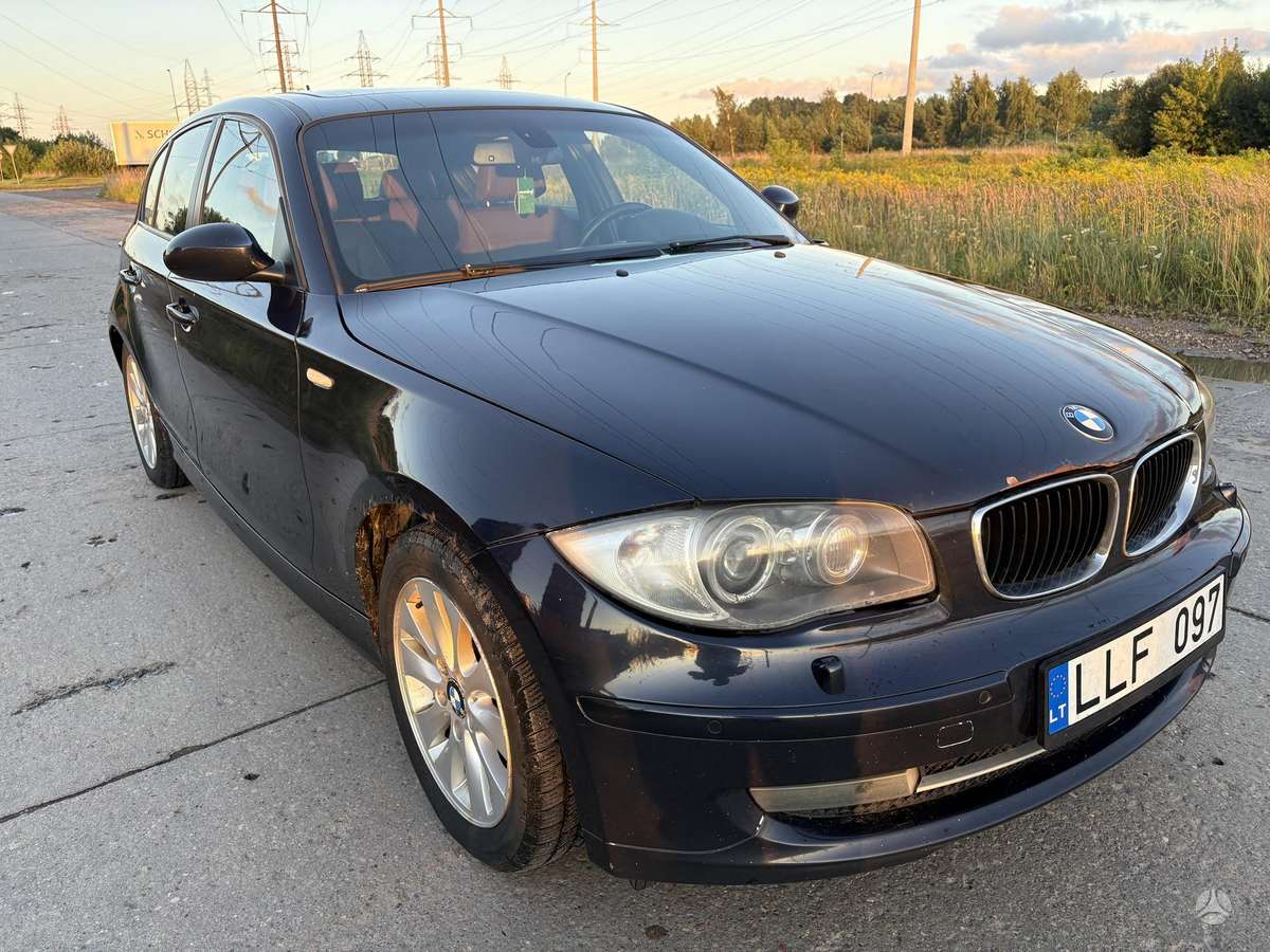 BMW 118, 2.0 l., hatchback
