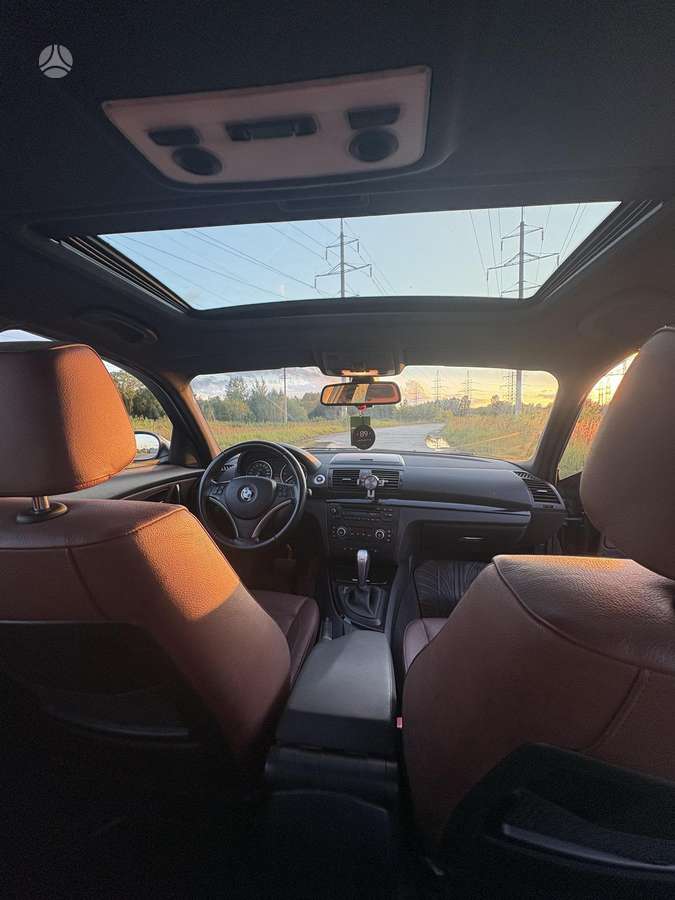 BMW 118, 2.0 l., hatchback