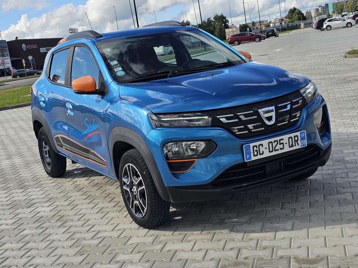 Dacia Spring, off-road / crossover