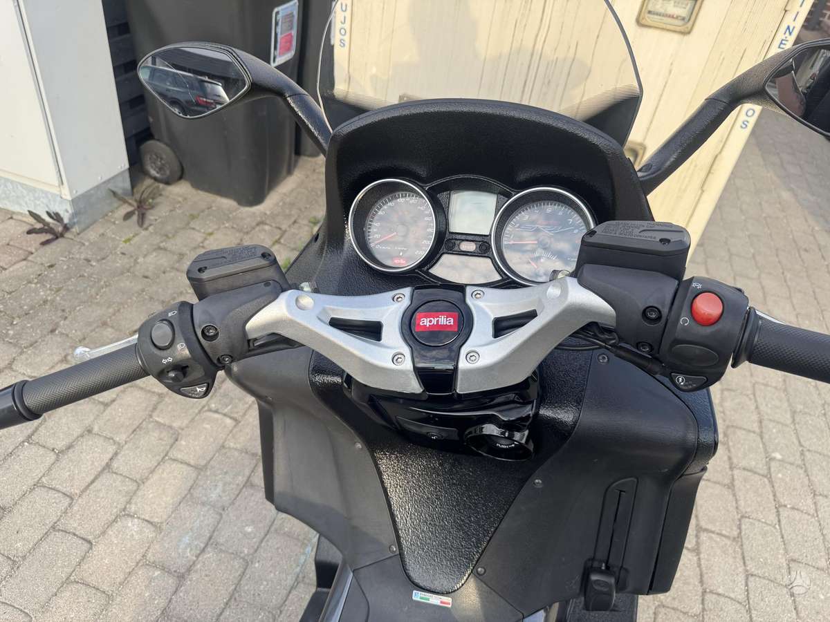 Aprilia SRV 839cc, scooters / mopeds