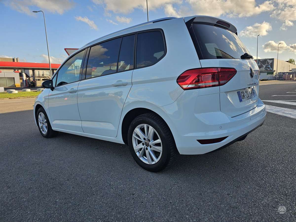 Volkswagen Touran - 7