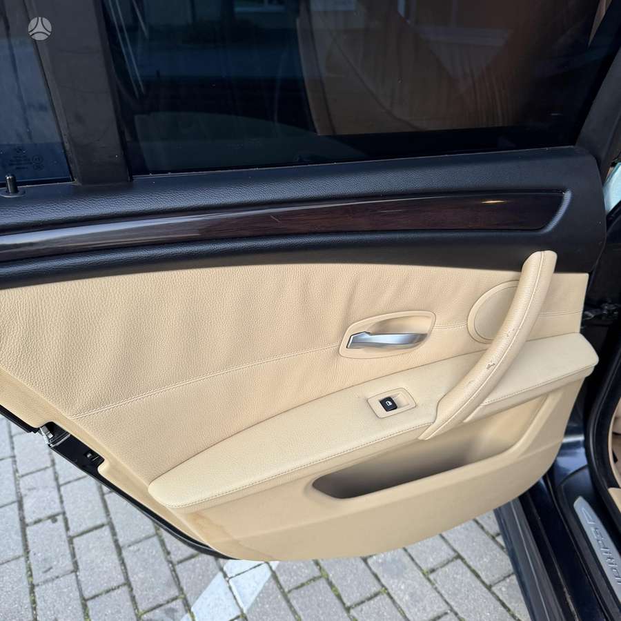 BMW 530, 3.0 l., Универсал